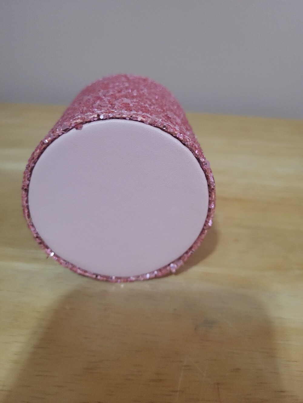 Makeup Brush Holder, Pink Cup for Makeup Organizer - Picture 7 of 8